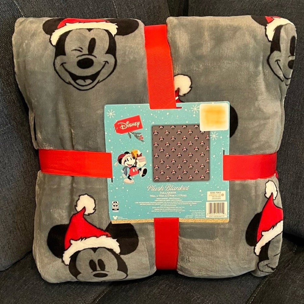 Mickey Mouse Plush Christmas Blanket